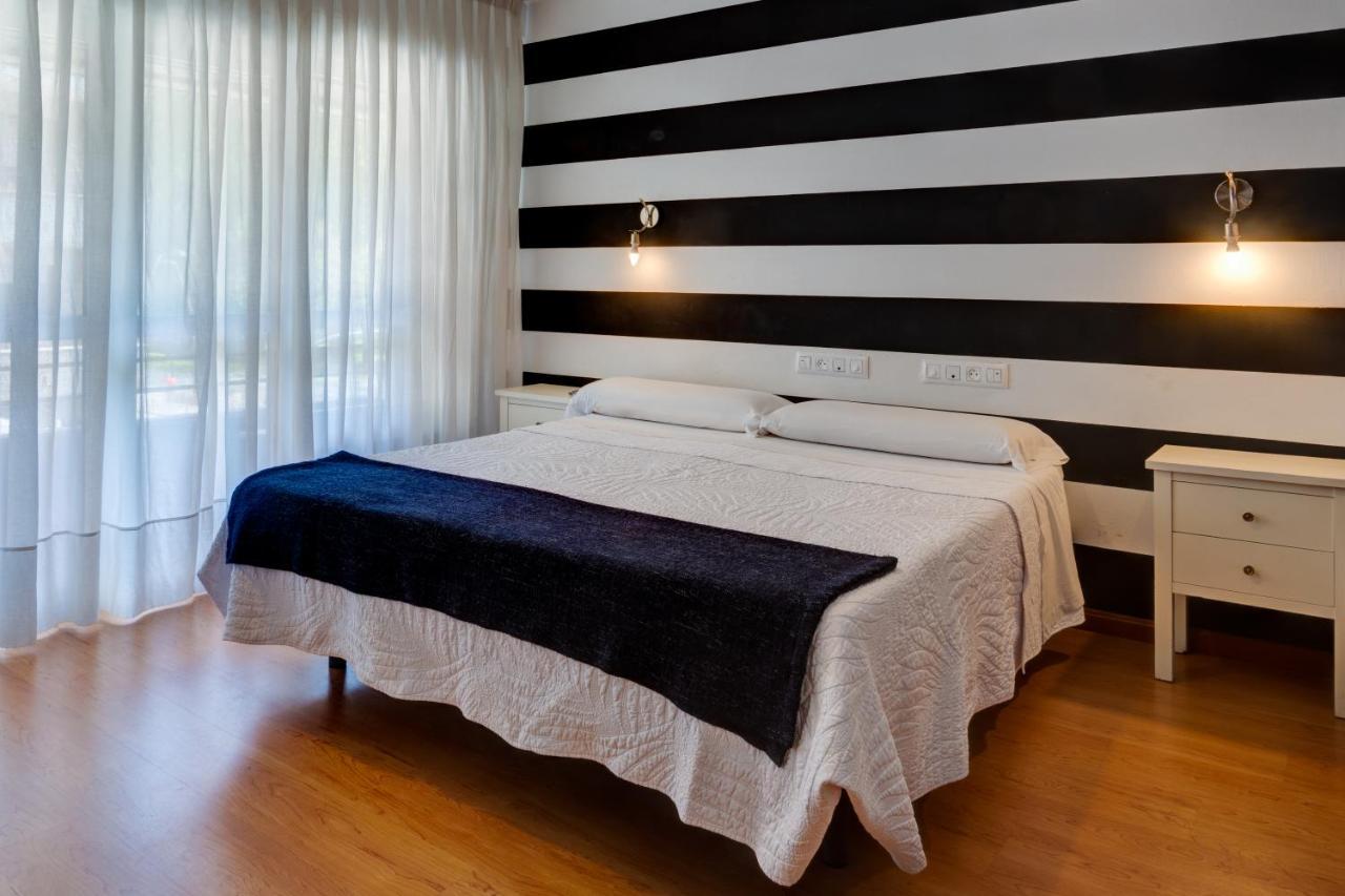 Hostel Costa Gijón Exteriör bild